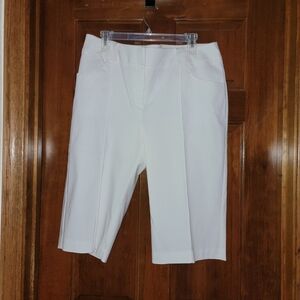 Style & Co. White Capris